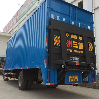 貨車尾板升降平臺(tái)，提升運(yùn)輸效率的關(guān)鍵利器